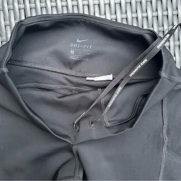 Nike Black Dri-Fit Leggings Small Cropped Pockets running yoga activewear lounge - Picture 5 of 5